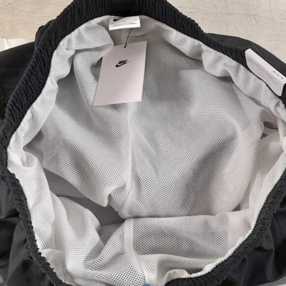 NWT Nike  Essentials Novelty Mens Shorts Size XL - Picture 7 of 8